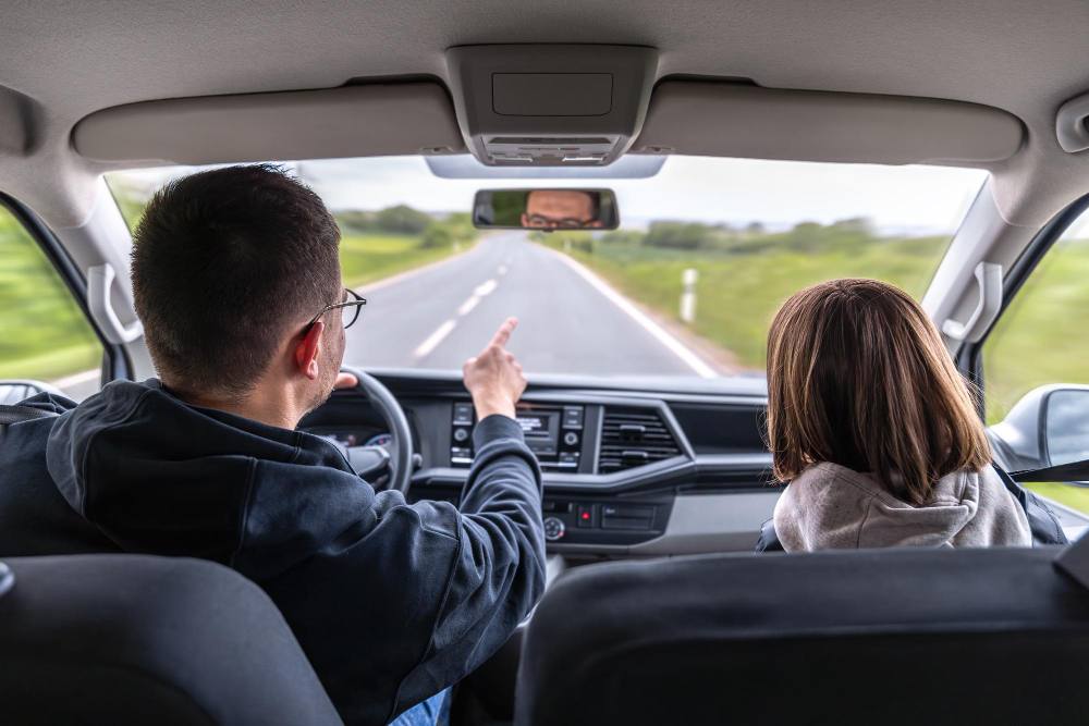 Don’t Let These Distractions Make You Lose Focus While Driving