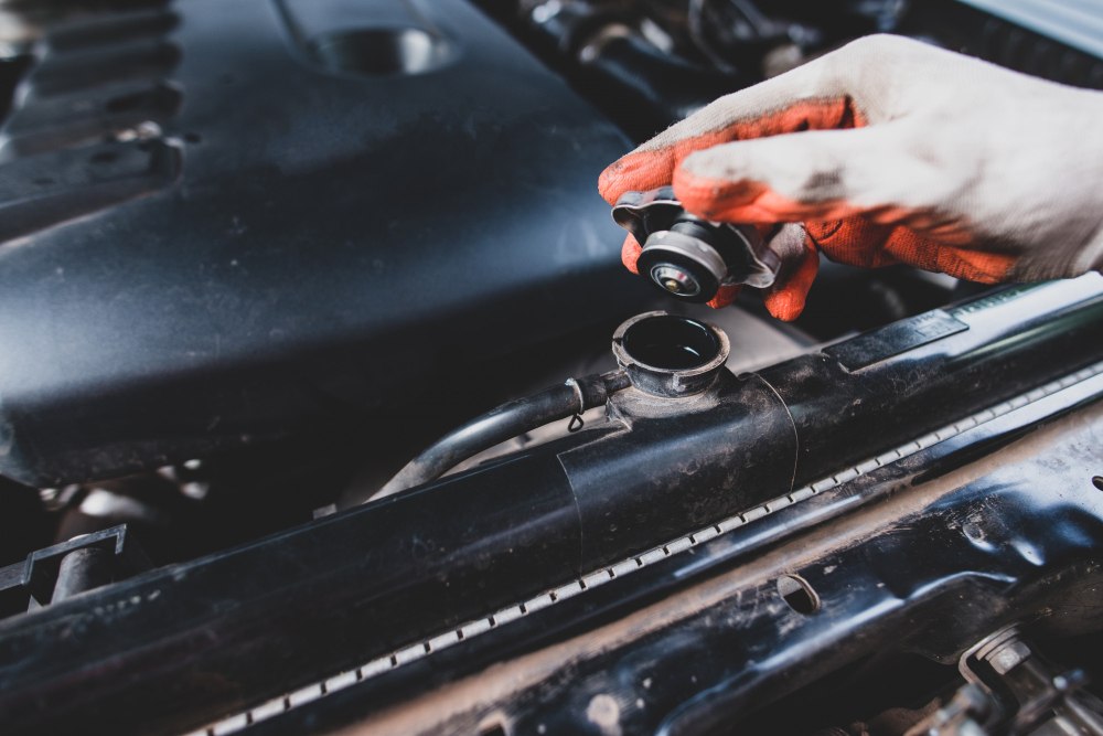 Radiator Replacement – Don’t Ignore Your Leaking Radiator!